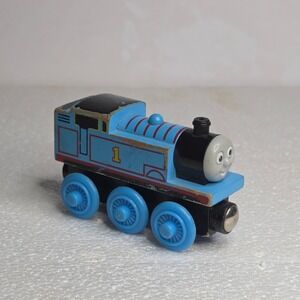Learning Curve Thomas the Tank Engine Wooden Train Railway Toy 3" *flaws*